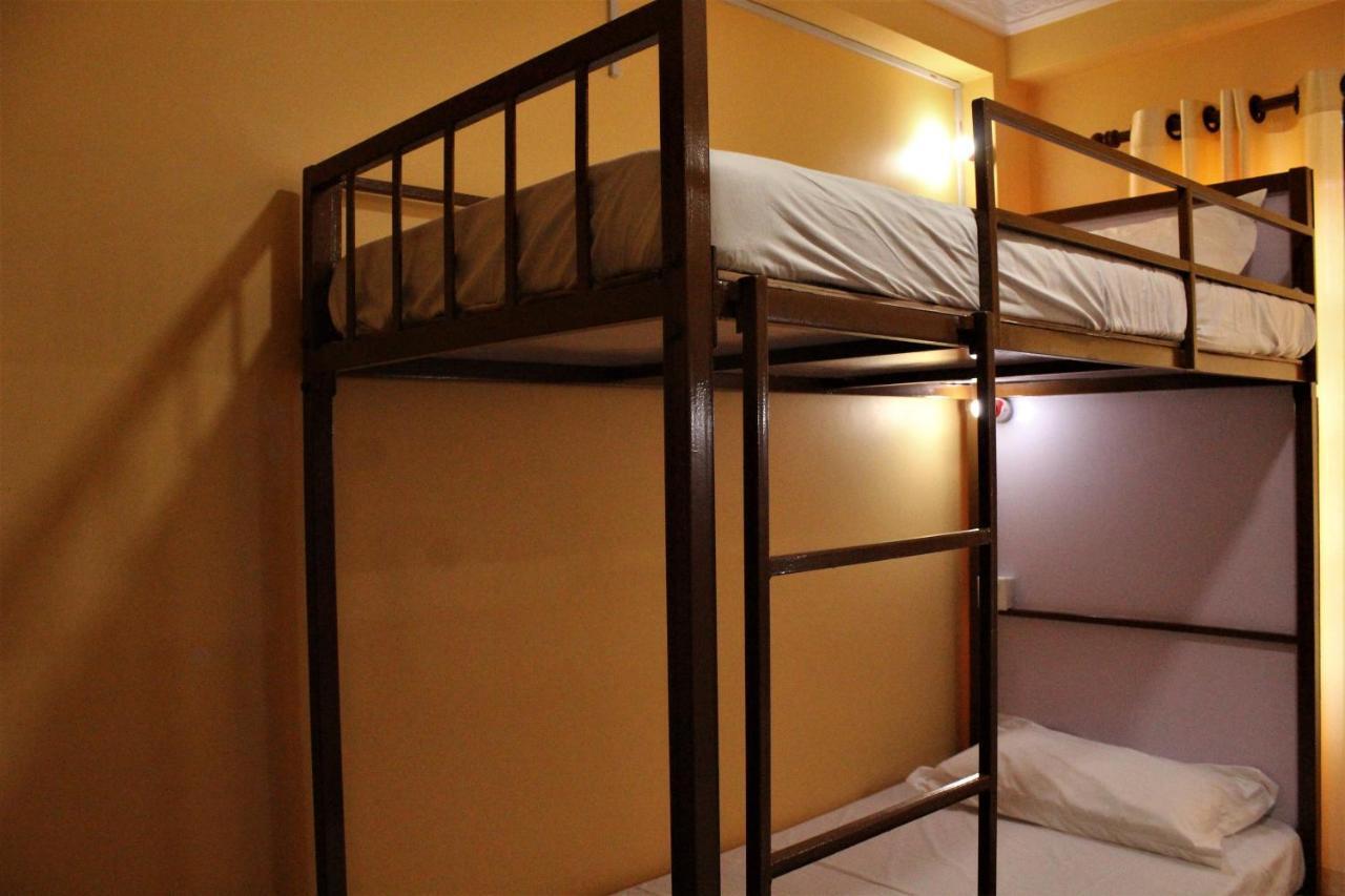 Vista City Hostel Kathmandu Esterno foto
