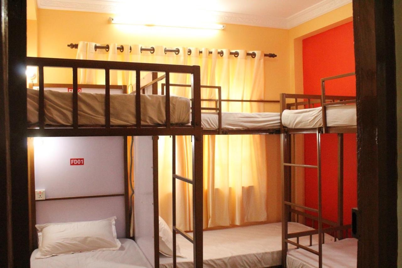 Vista City Hostel Kathmandu Esterno foto