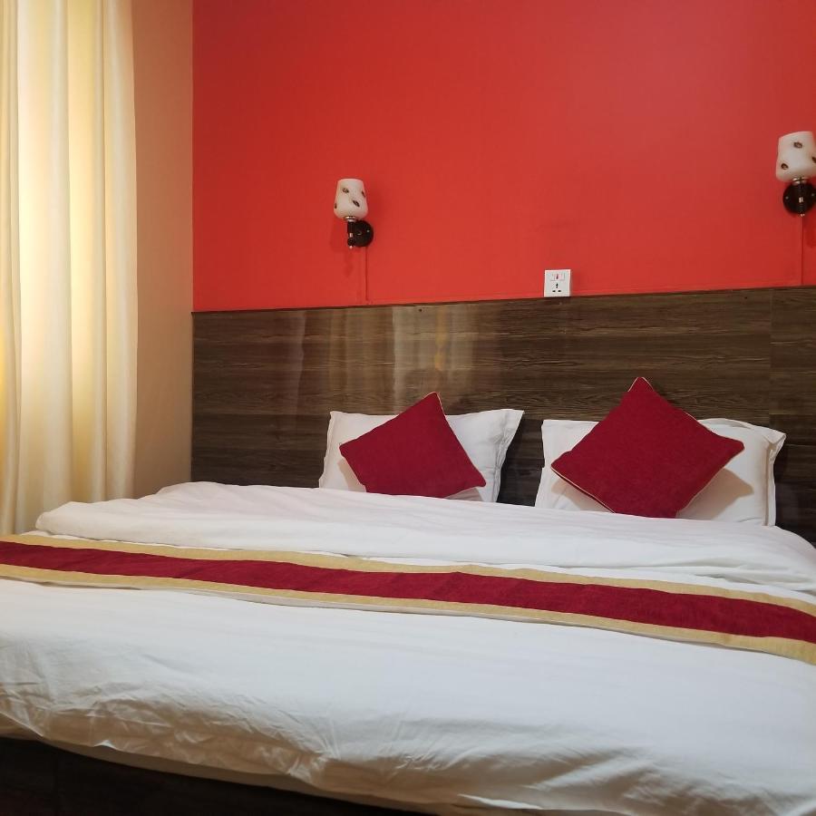 Vista City Hostel Kathmandu Esterno foto